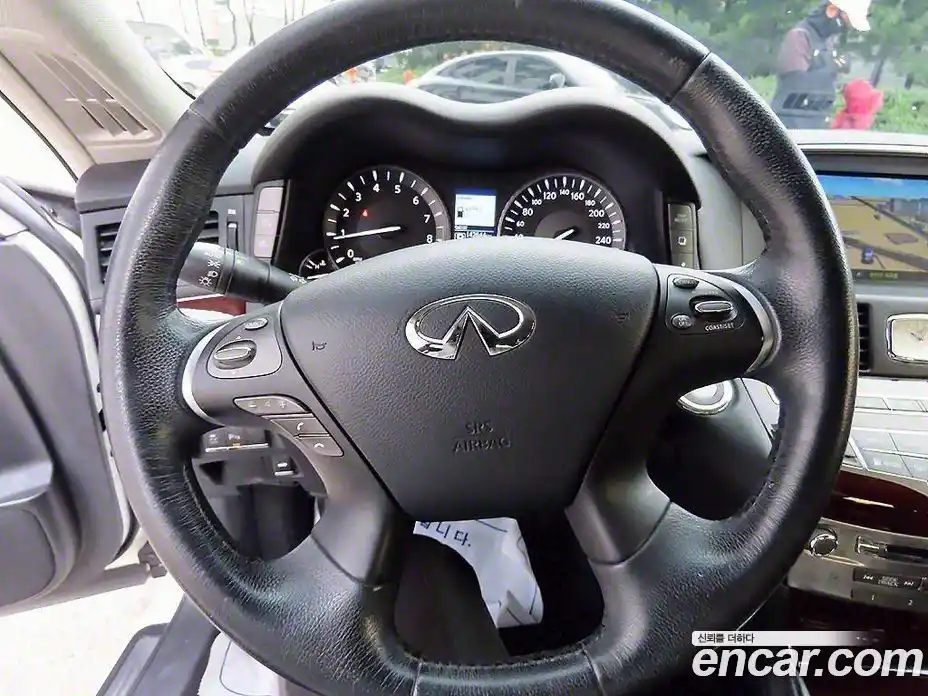 Infiniti Q70 2015 3.7 Автомат в Москве № 256205, фото 8