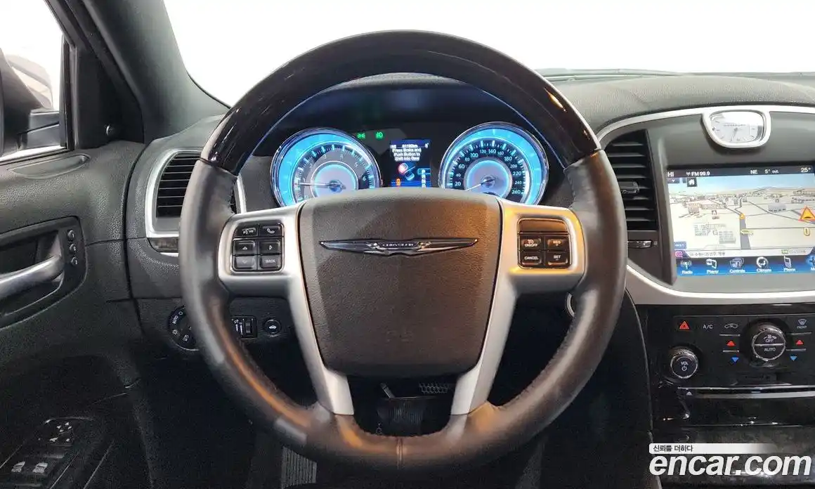 Chrysler 300C 2012 3.6 Автомат в Москве № 256747, фото 13