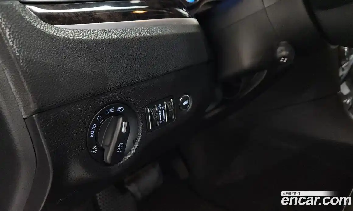 Chrysler 300C 2012 3.6 Автомат в Москве № 256747, фото 14