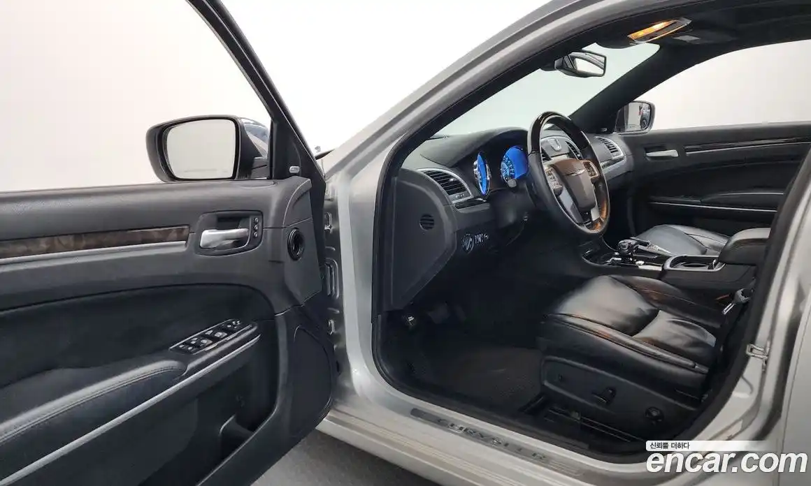 Chrysler 300C 2012 3.6 Автомат в Москве № 256747, фото 10