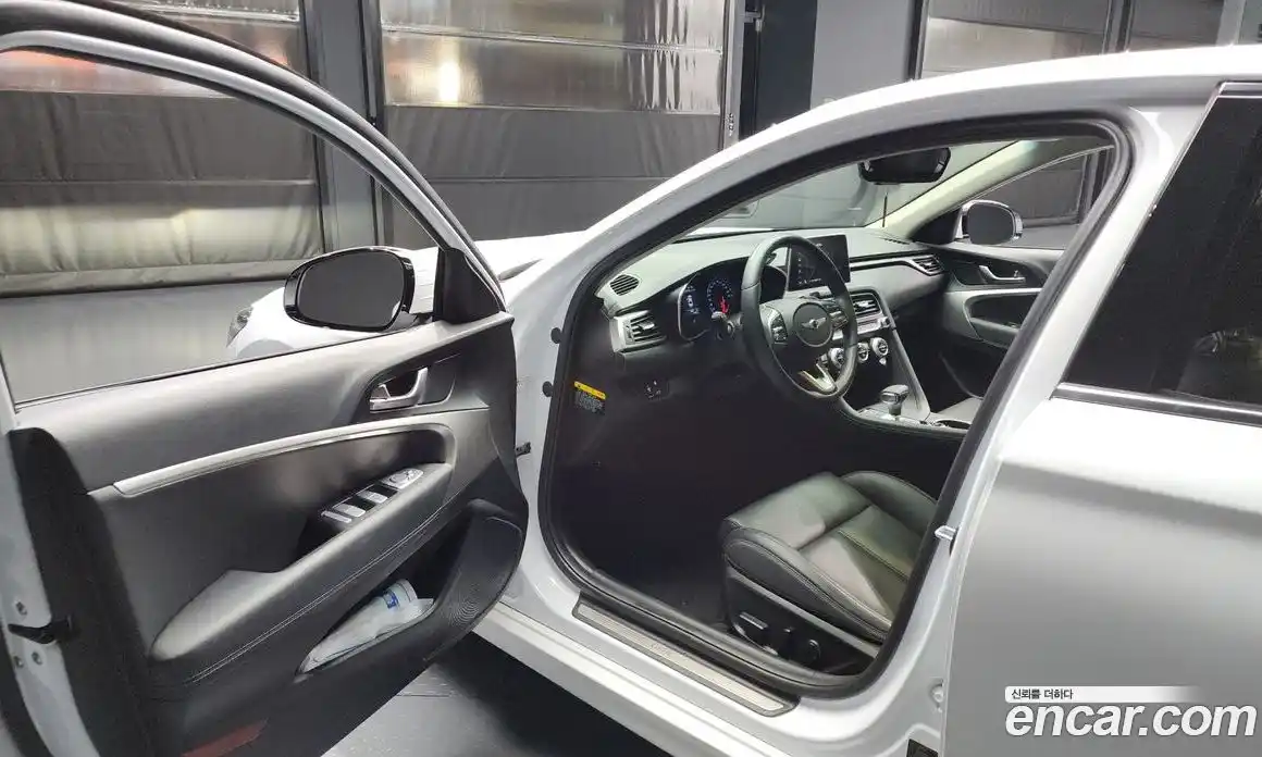 Genesis G70 2019 2.0 Автомат в Москве № 26062, фото 1