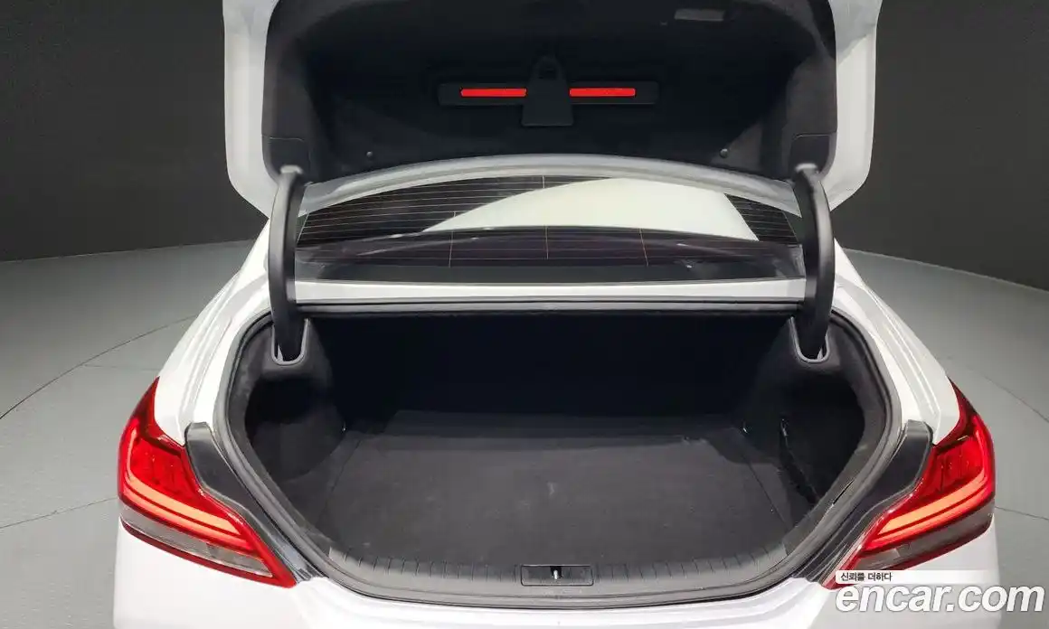 Genesis G70 2019 2.0 Автомат в Москве № 26062, фото 15