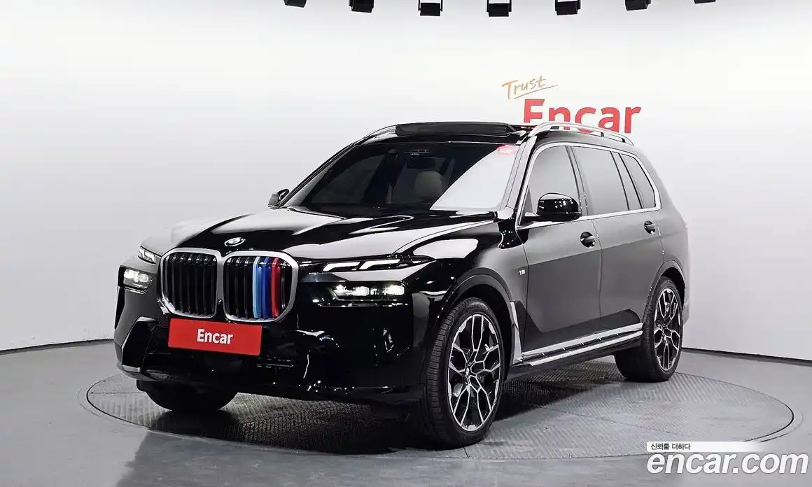 BMW X7 2024 3.0 Автомат в Москве № 267919, фото 1