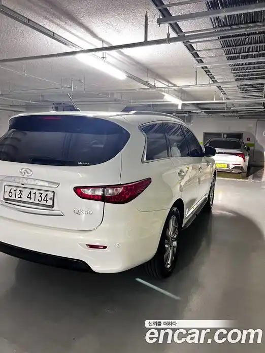 Infiniti QX60 2014 2.5 Вариатор в Москве № 271092, фото 19