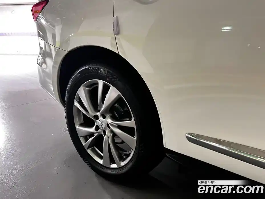 Infiniti QX60 2014 2.5 Вариатор в Москве № 271092, фото 20