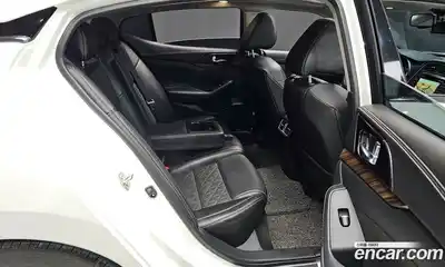 Nissan Maxima 2017 3.5 Автомат в Москве № 284967, миниатюра 2