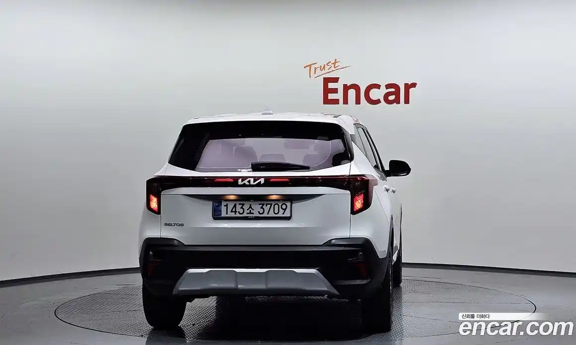 Kia Seltos 2026 2.0 Автомат в Москве № 285119, фото 3