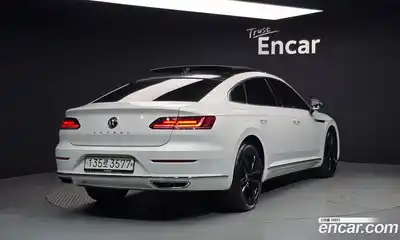 Volkswagen Arteon 2019 2.0 Автомат в Москве № 301548, миниатюра 2