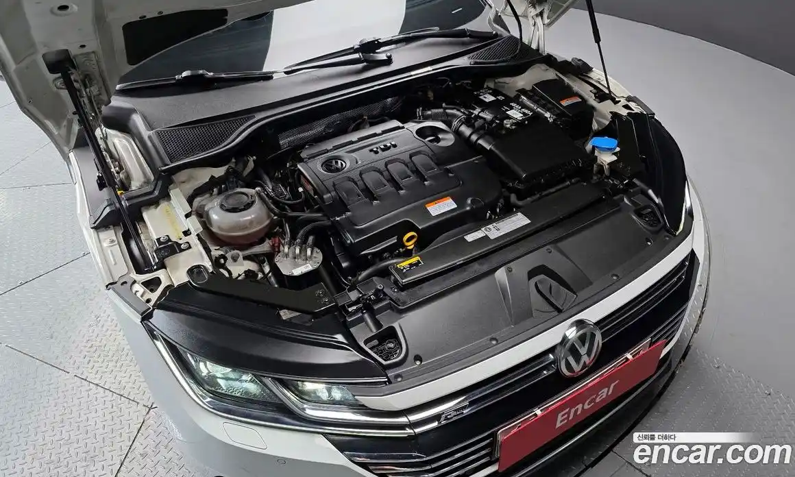 Volkswagen Arteon 2019 2.0 Автомат в Москве № 301548, фото 6