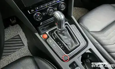 Volkswagen Arteon 2019 2.0 Автомат в Москве № 301548, миниатюра 9