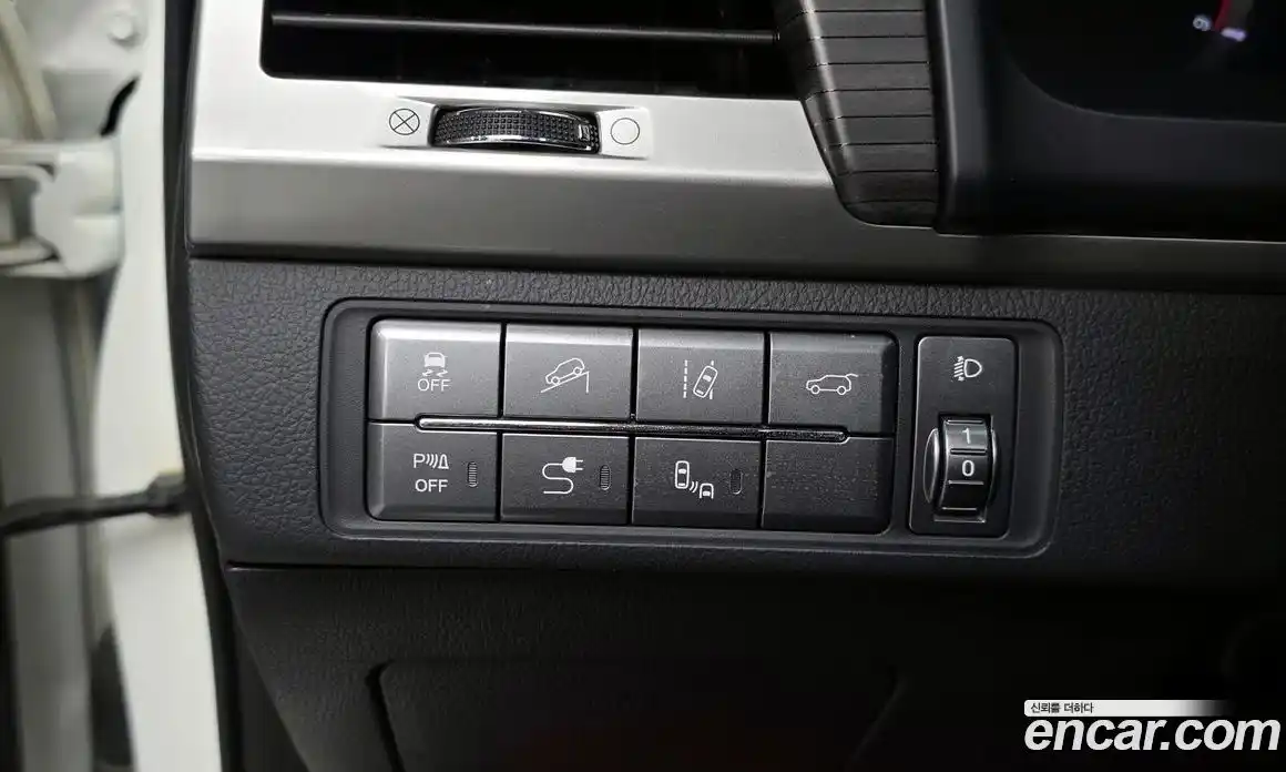 SsangYong Rexton 2018 2.2 Автомат в Москве № 30342, фото 13