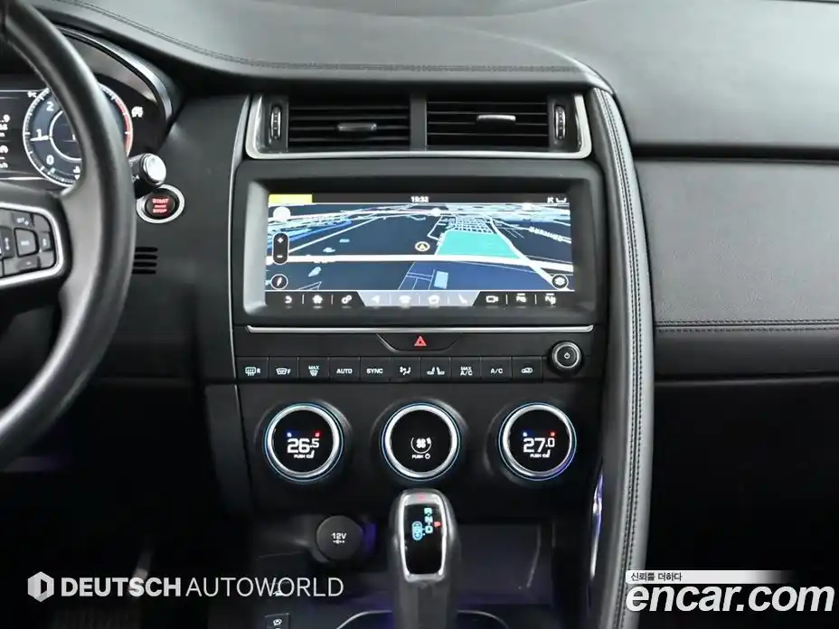 Jaguar E-Pace 2020 2.0 Автомат в Москве № 305169, фото 14