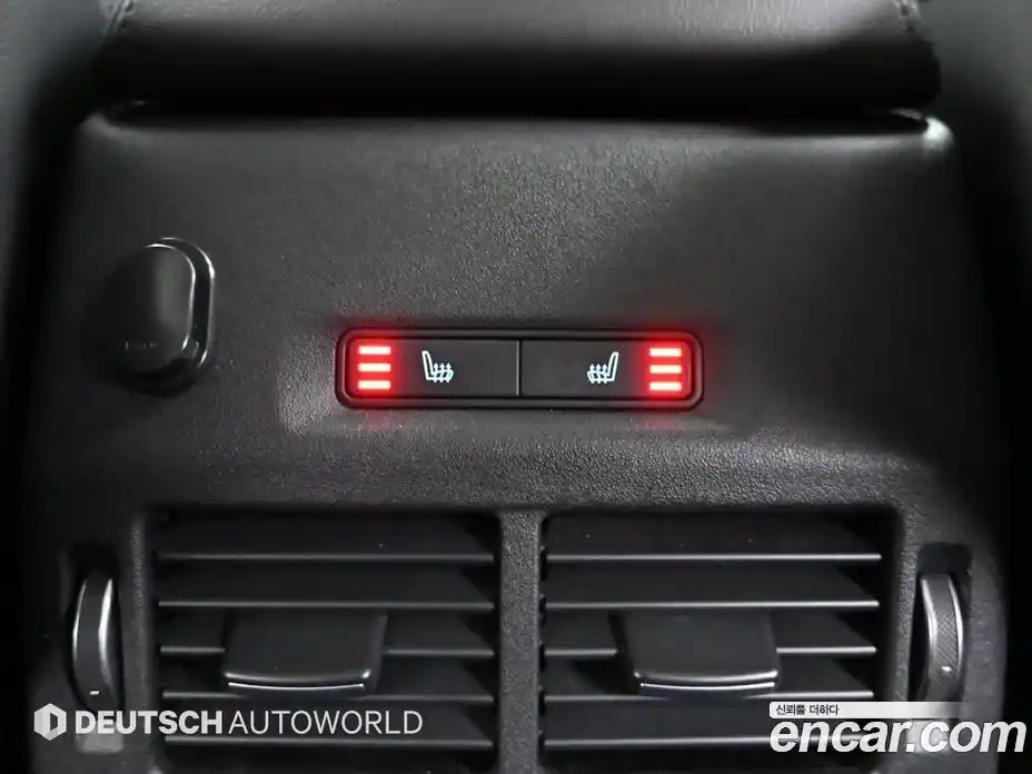 Jaguar E-Pace 2020 2.0 Автомат в Москве № 305169, фото 16