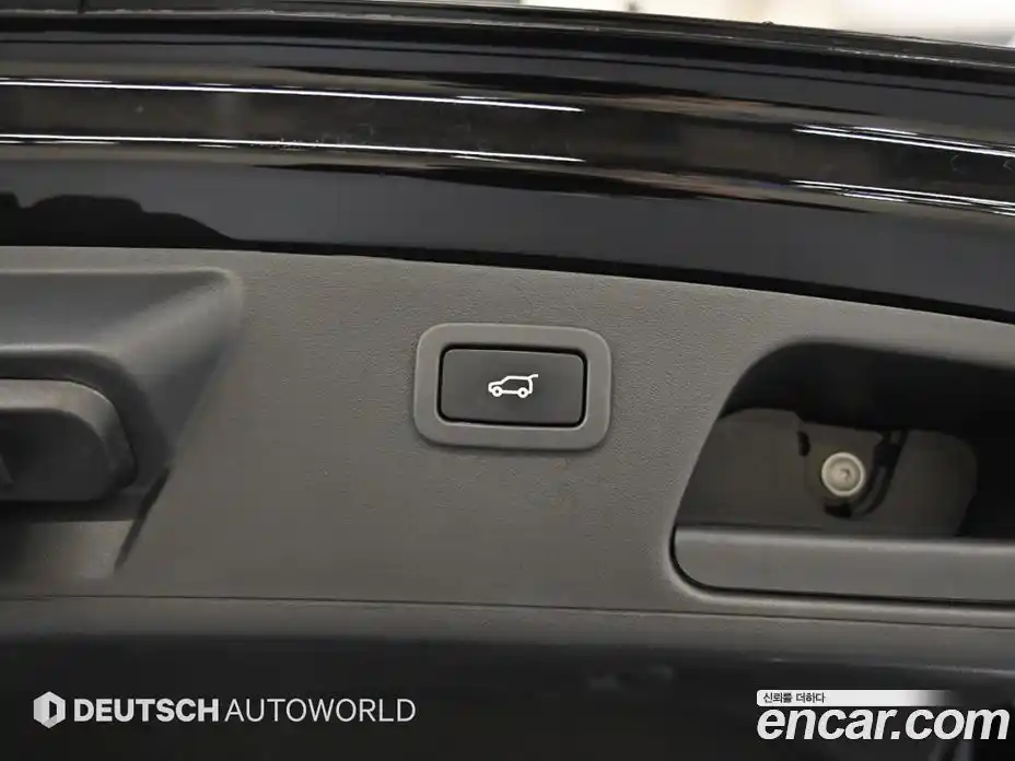 Jaguar E-Pace 2020 2.0 Автомат в Москве № 305169, фото 20