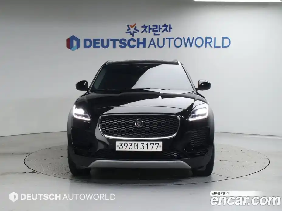 Jaguar E-Pace 2020 2.0 Автомат в Москве № 305169, фото 3