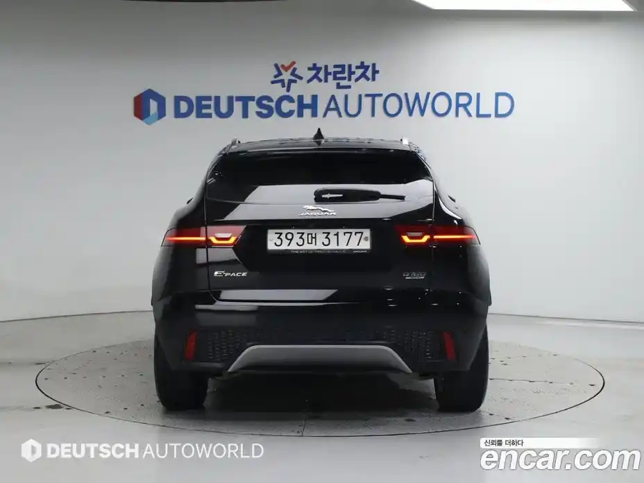 Jaguar E-Pace 2020 2.0 Автомат в Москве № 305169, фото 4