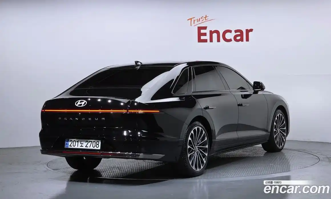 Hyundai Grandeur 2024 1.6 Автомат в Москве № 320112, фото 11