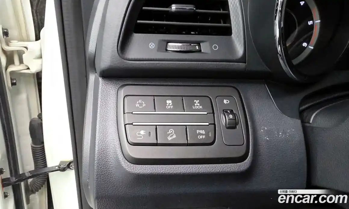 SsangYong TIBOLI 2019 1.6 Автомат в Москве № 32369, фото 18