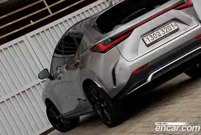 Lexus NX 2023 2.5 Автомат в Москве № 329666, миниатюра 6