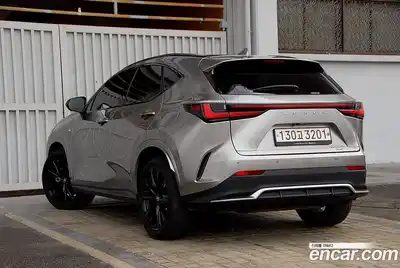 Lexus NX 2023 2.5 Автомат в Москве № 329666, миниатюра 8