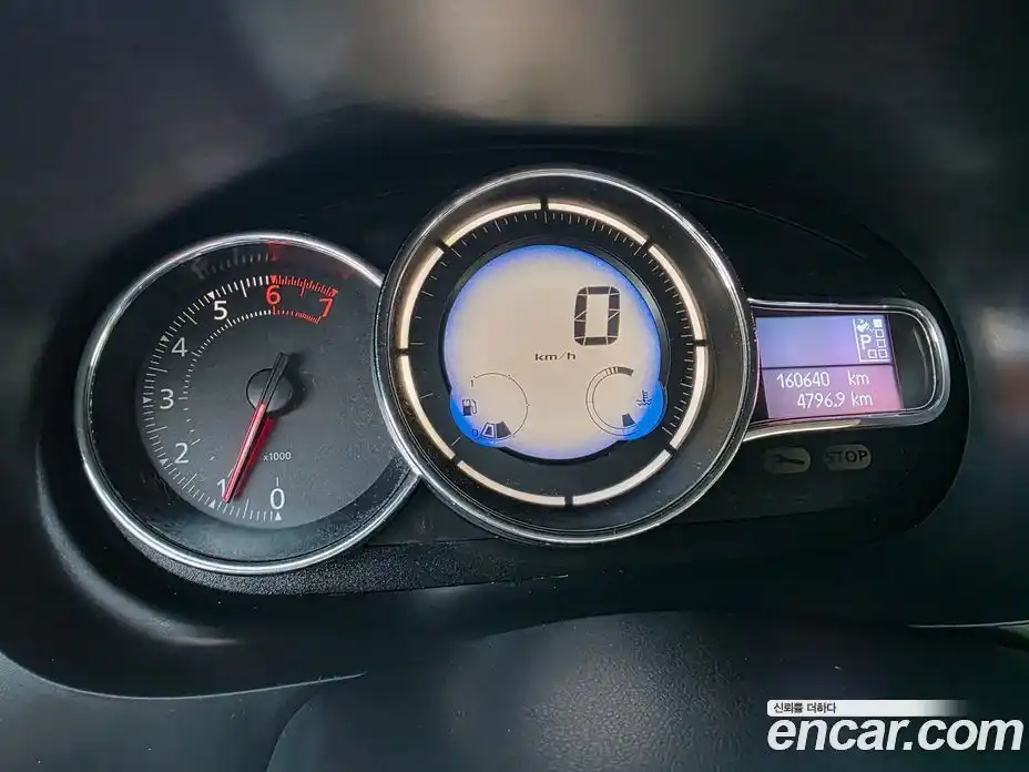 Renault SM3 2013 1.6 Автомат в Москве № 330033, фото 13