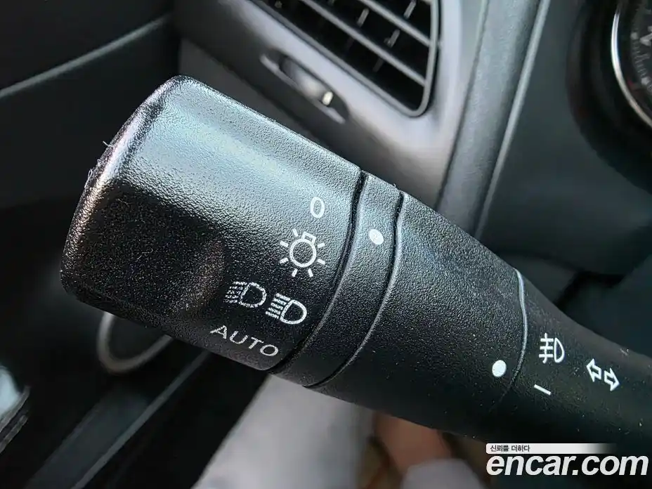 Renault SM3 2013 1.6 Автомат в Москве № 330033, фото 16