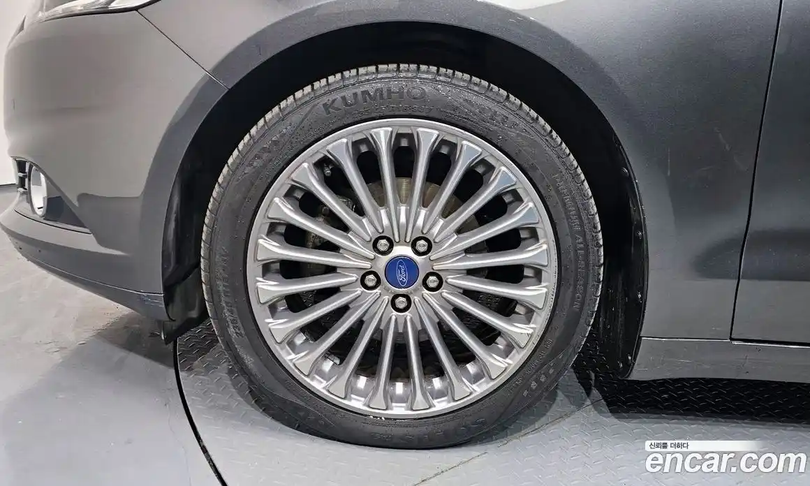 Ford Mondeo 2017 2.0 Автомат в Москве № 335753, фото 5