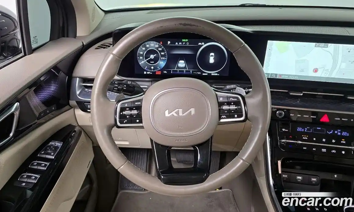 Kia Canival 2023 2.2 Автомат в Москве № 338650, фото 15