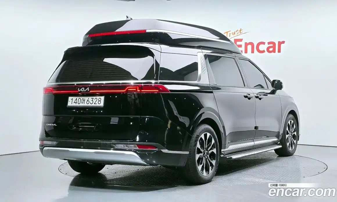 Kia Canival 2023 2.2 Автомат в Москве № 338650, фото 9