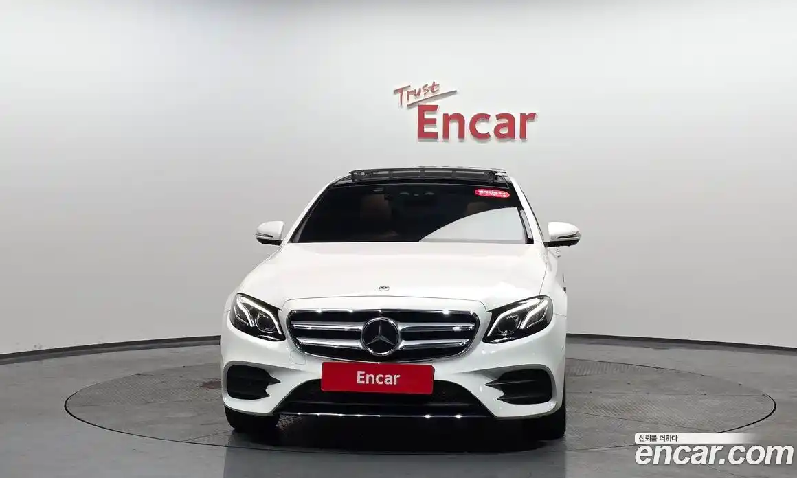 Mercedes-Benz E-Class 2019 2.0 Автомат в Москве № 340375, фото 20
