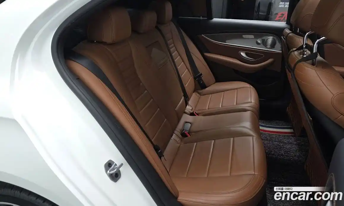 Mercedes-Benz E-Class 2019 2.0 Автомат в Москве № 340375, фото 9