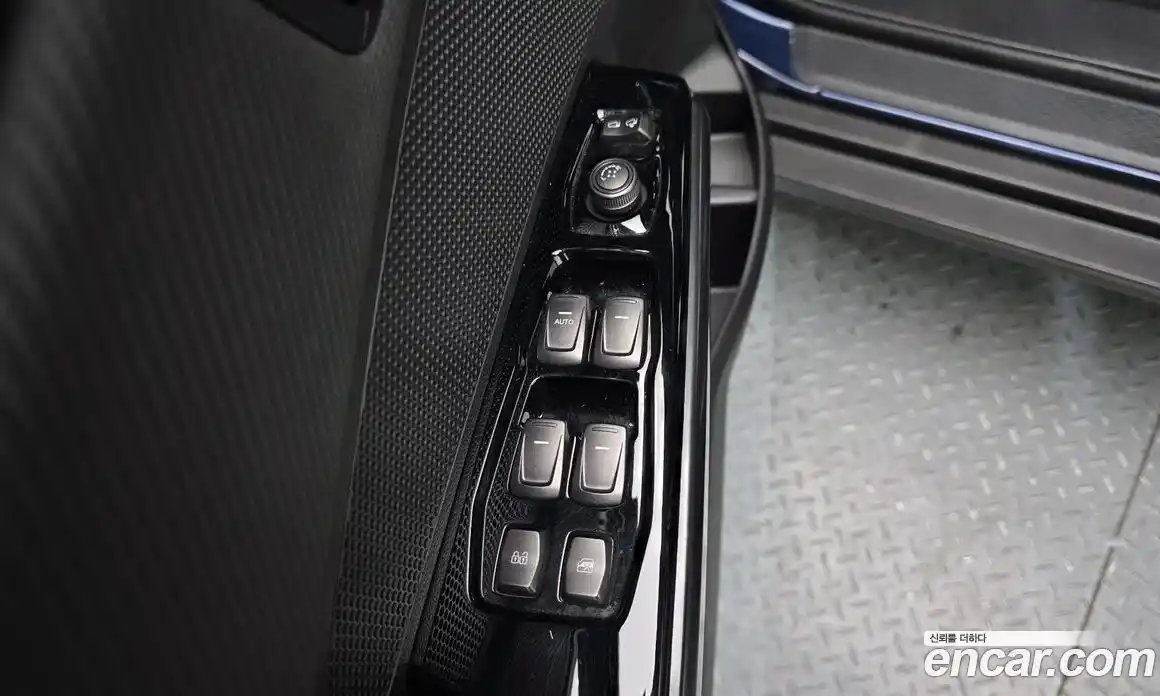 SsangYong TIBOLI 2021 1.5 Автомат в Москве № 340662, фото 11