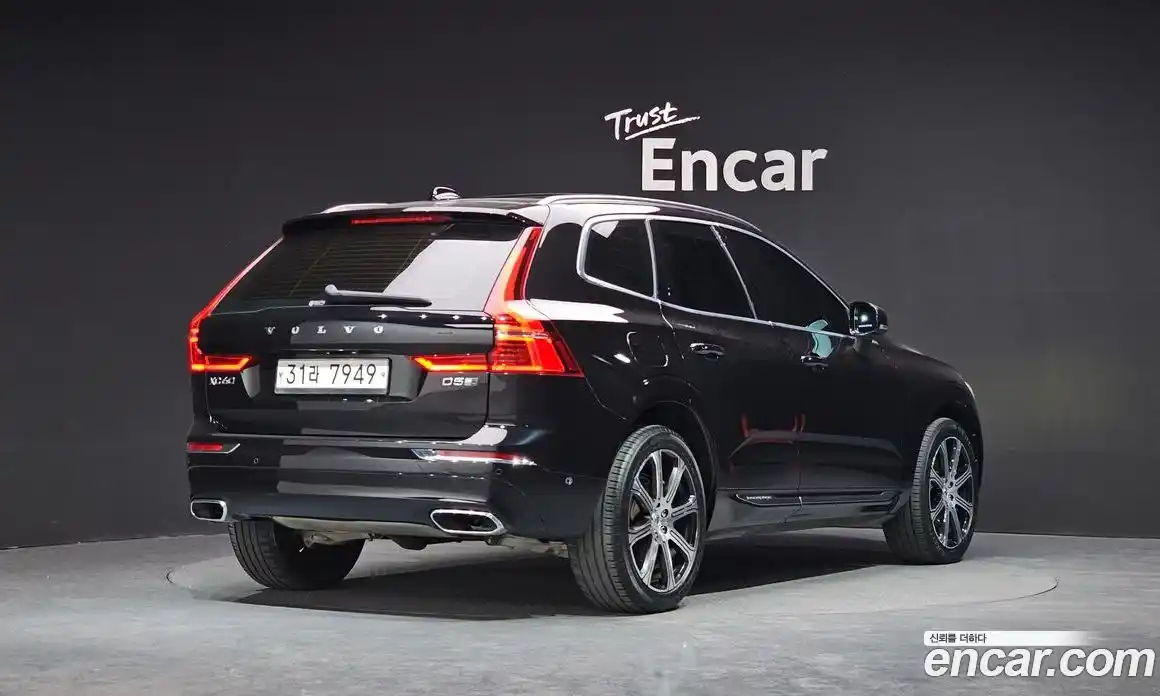 Volvo XC60 2018 2.0 Автомат в Москве № 344222, фото 19