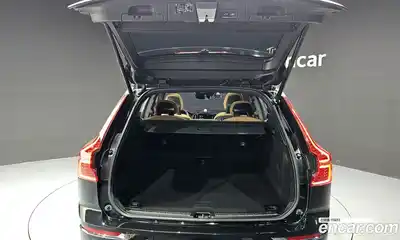 Volvo XC60 2018 2.0 Автомат в Москве № 344222, миниатюра 8