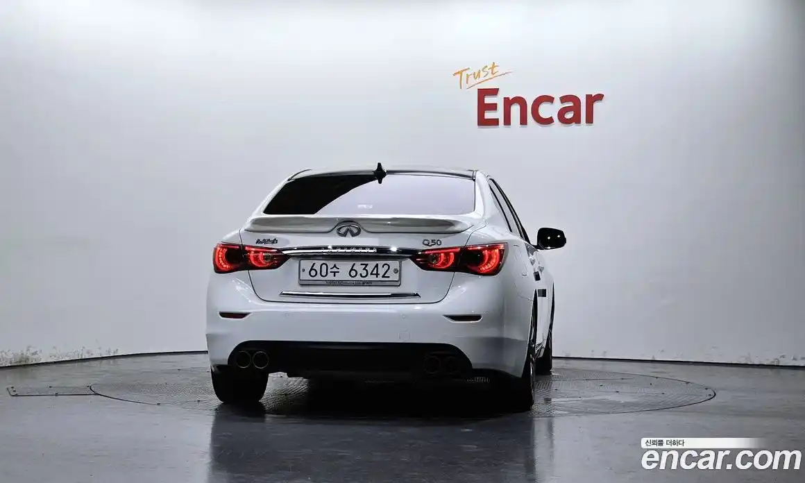 Infiniti Q50 2014 2.1 Автомат в Москве № 344701, фото 20