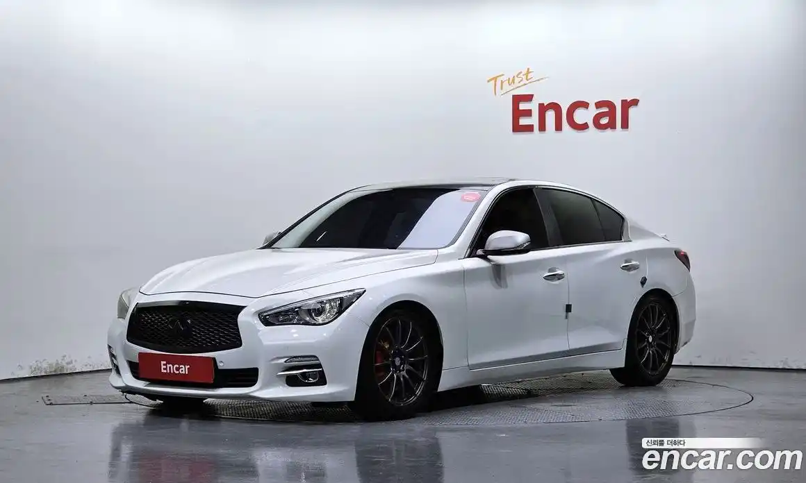 Infiniti Q50 2014 2.1 Автомат в Москве № 344701, фото 6