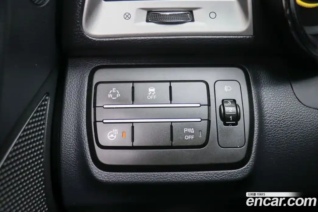 SsangYong TIBOLI 2016 1.6 Автомат в Москве № 35562, фото 12