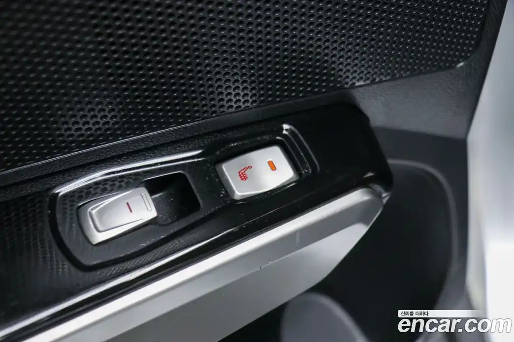 SsangYong TIBOLI 2016 1.6 Автомат в Москве № 35562, фото 16