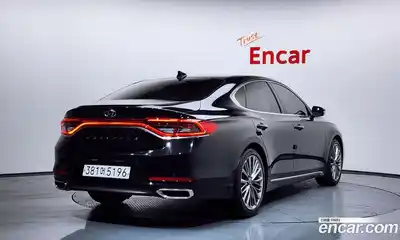 Hyundai Grandeur 2019 2.4 Автомат в Москве № 356679, миниатюра 2