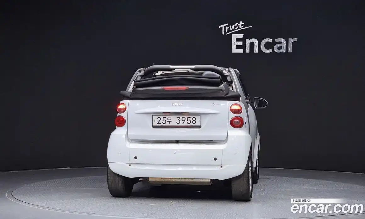 Smart Fortwo 2012 1.0 Автомат в Москве № 361167, фото 4