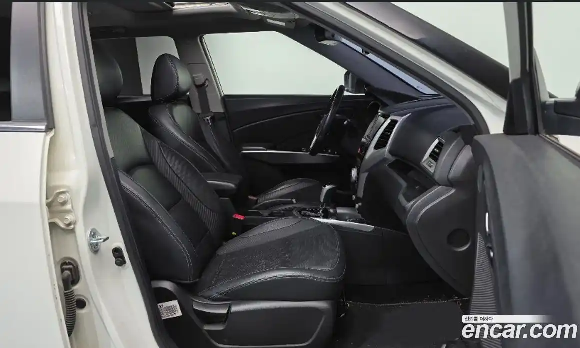 SsangYong TIBOLI 2016 1.6 Автомат в Москве № 368055, фото 10