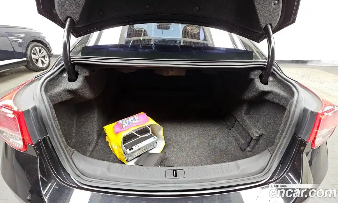 Chevrolet Malibu 2012 2.0 Автомат в Москве № 36839, фото 18