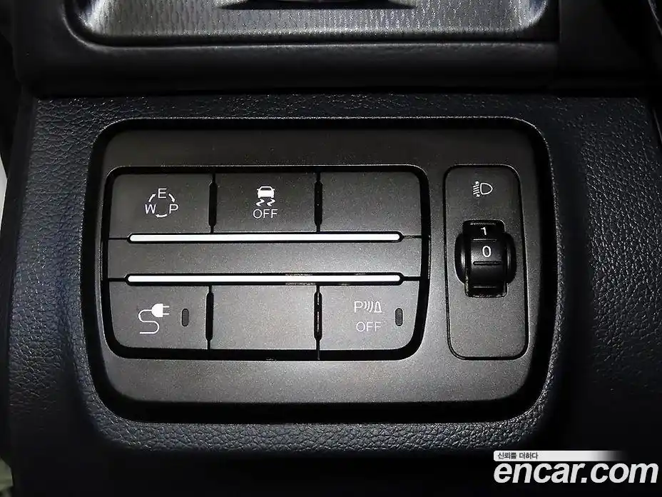 SsangYong TIBOLI 2018 1.6 Автомат в Москве № 369847, фото 13