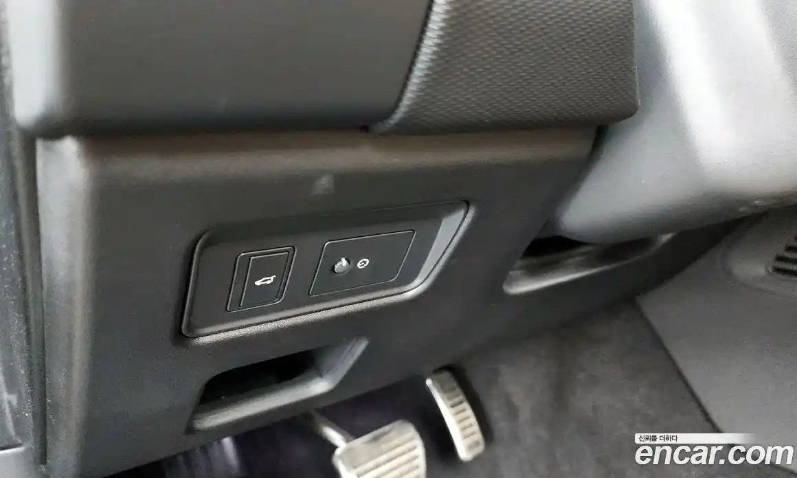 Land Rover Discovery 2024 3.0 Автомат в Москве № 374740, фото 16