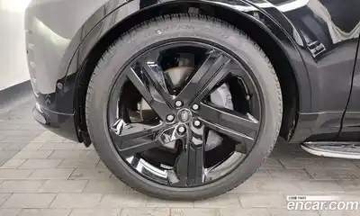 Land Rover Discovery 2024 3.0 Автомат в Москве № 374740, миниатюра 5