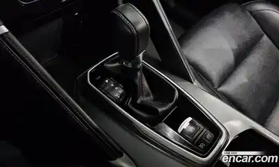 Renault QM6 2023 2.0 Автомат в Москве № 382313, миниатюра 9