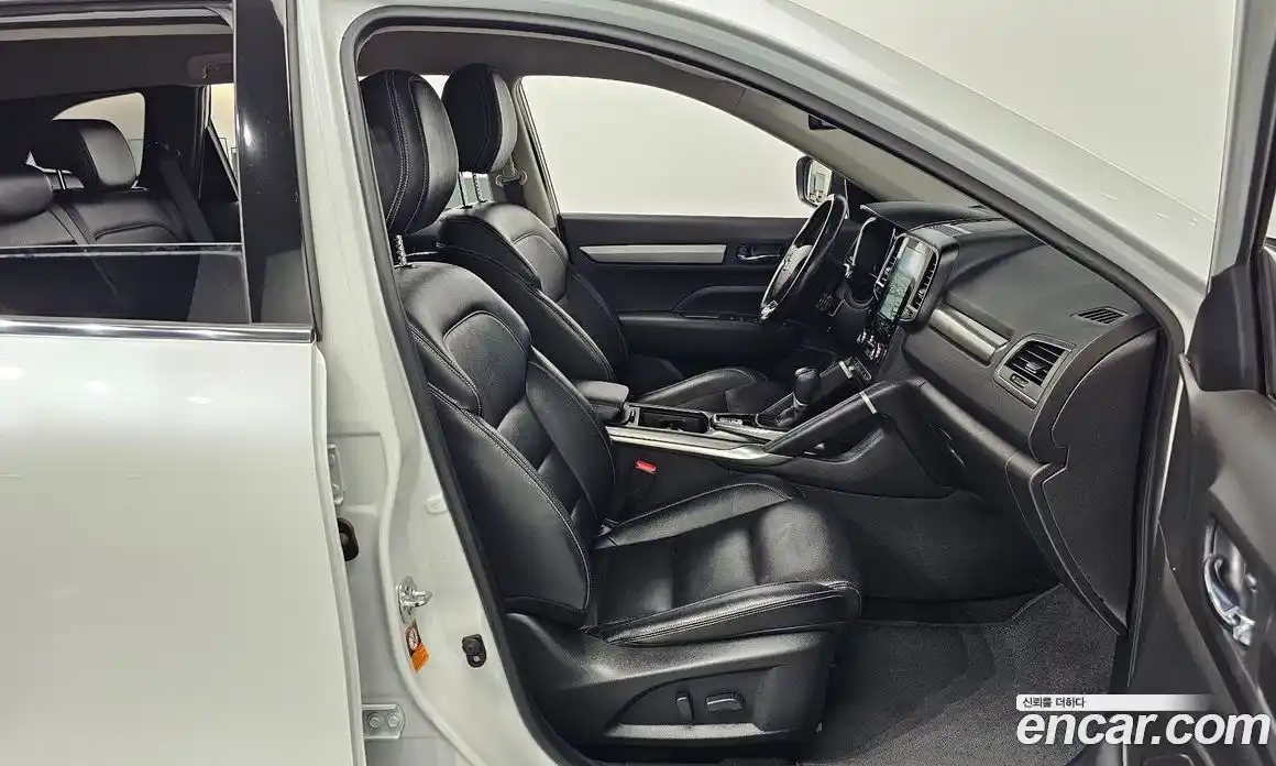 Renault QM6 2023 2.0 Автомат в Москве № 382313, фото 10