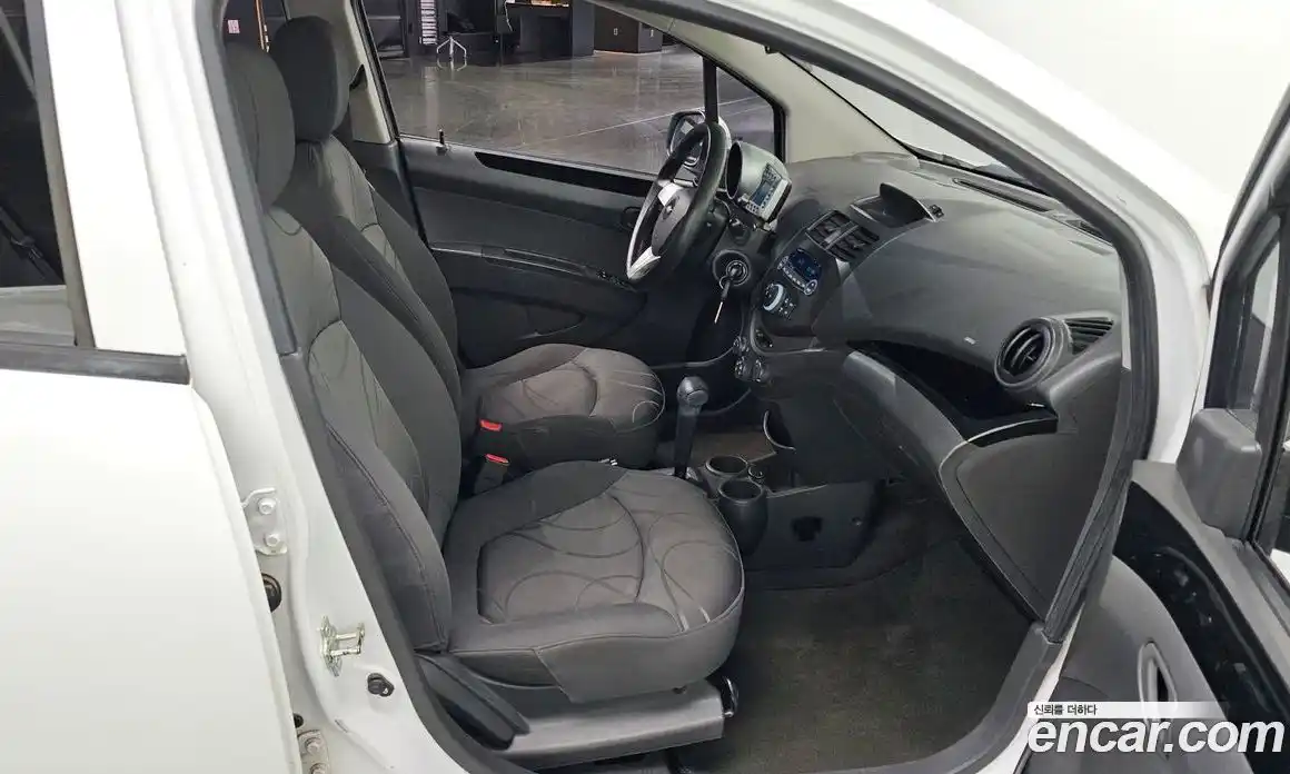 Chevrolet Spark 2012 1.0 Автомат в Москве № 39116, фото 12