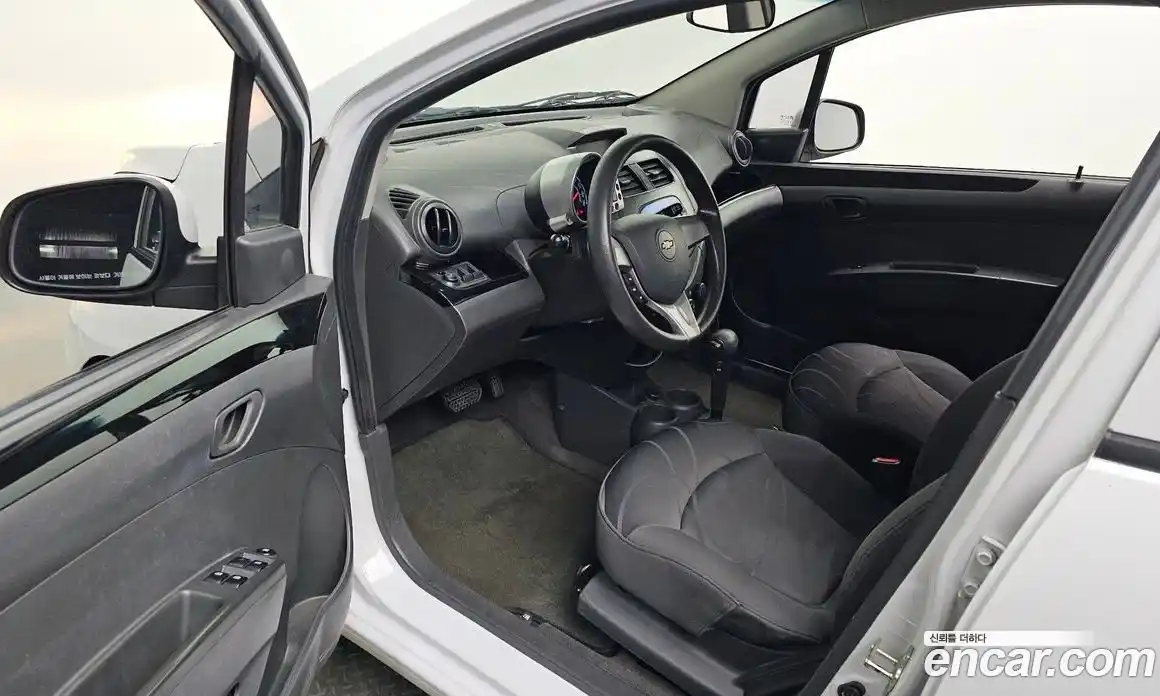 Chevrolet Spark 2012 1.0 Автомат в Москве № 39116, фото 10