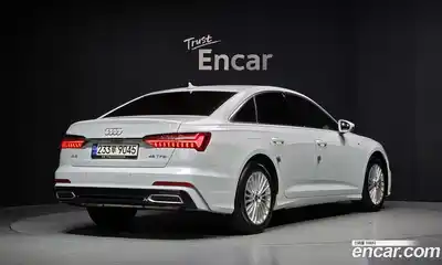 Audi A6 2021 2.0 Автомат в Москве № 391566, миниатюра 2